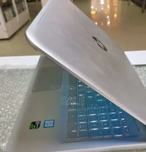 New Laptop HP Envy M6 8GB Intel Core i5 SSD 256GB