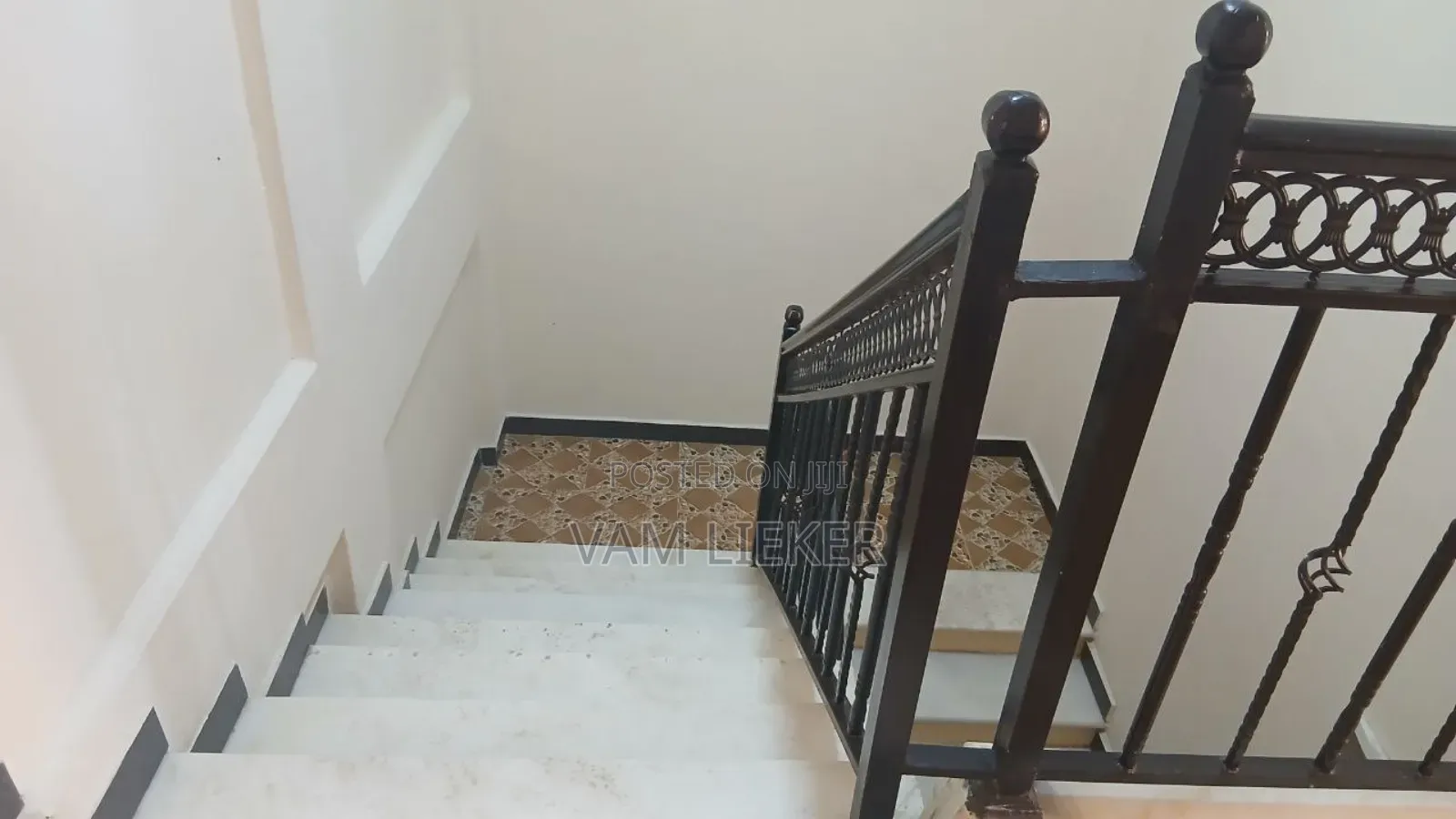 Furnished 4bdrm House in Akaky Kaliti for sale