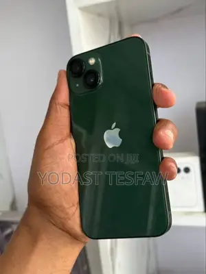 Apple iPhone 13 128 GB Green