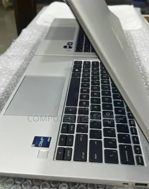 New Laptop HP EliteBook 840 G9 16GB Intel Core i5 SSD 1T