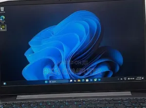 New Laptop Lenovo Ideapad 3 16GB Intel Core i5 SSD 256GB