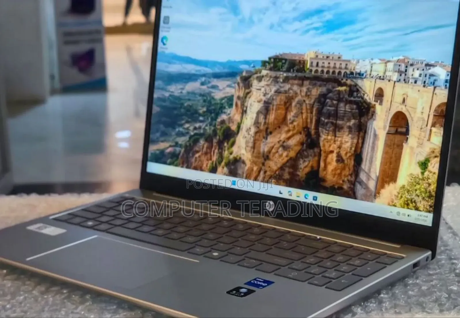 New Laptop HP Stream Notebook 16GB Intel Core i7 SSD 1T