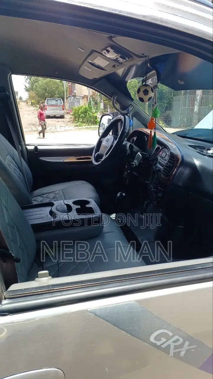 Hyundai Starex 2005 Silver