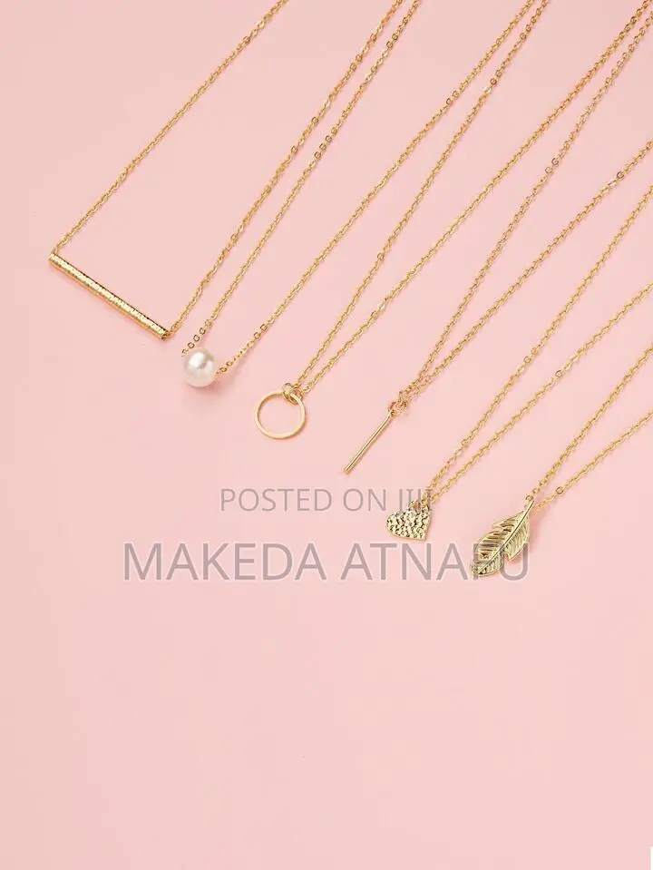 6 Pieces Necklaces