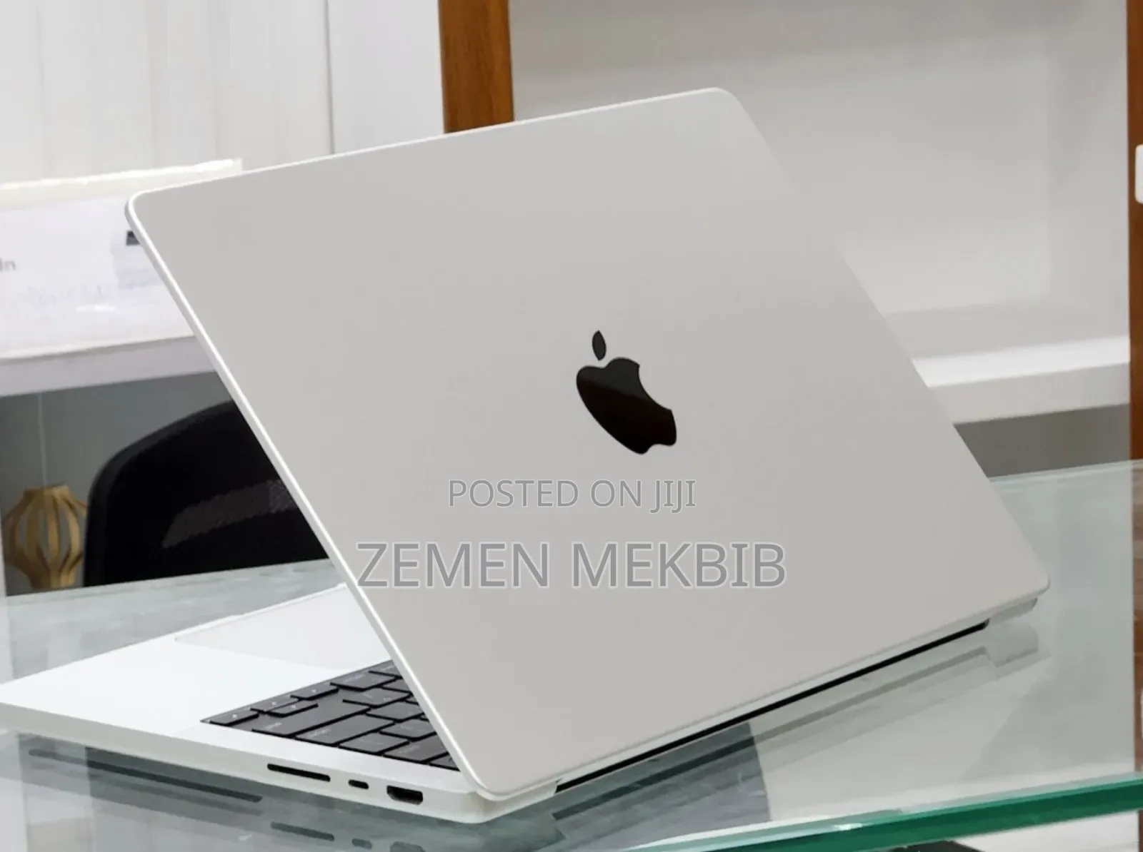 New Laptop Apple MacBook Pro M1 16GB Apple M1 Pro SSD 512GB