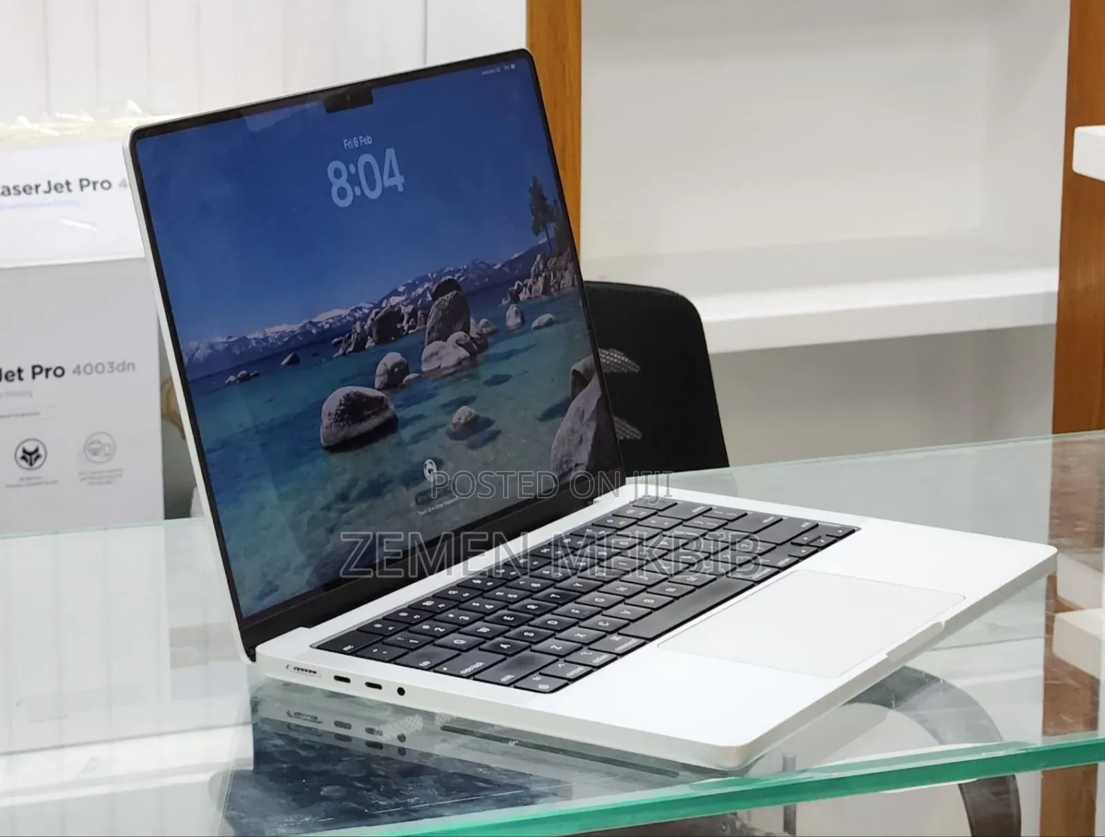 New Laptop Apple MacBook Pro M1 16GB Apple M1 Pro SSD 512GB