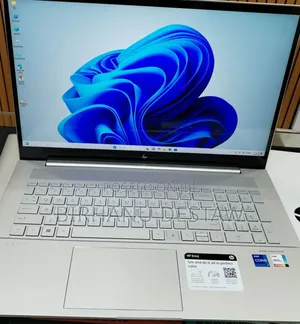 New Laptop HP Envy x360 12GB Intel Core i7 SSD 512GB