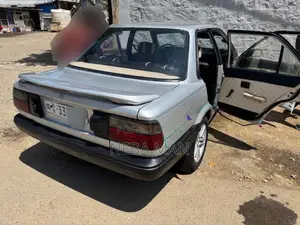 Toyota Corolla 1987 Silver