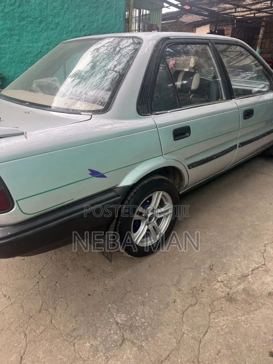 Toyota Corolla 1987 Silver
