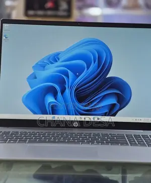New Laptop HP 16GB Intel Core 5 SSD 512GB