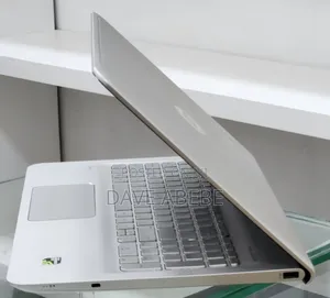 New Laptop HP Envy 15 12GB Intel Core i5 HDD+SSD 1T