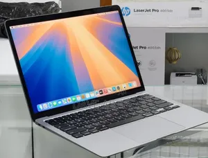 New Laptop Apple MacBook Air 2020 8GB Intel Core i3 SSD 256GB