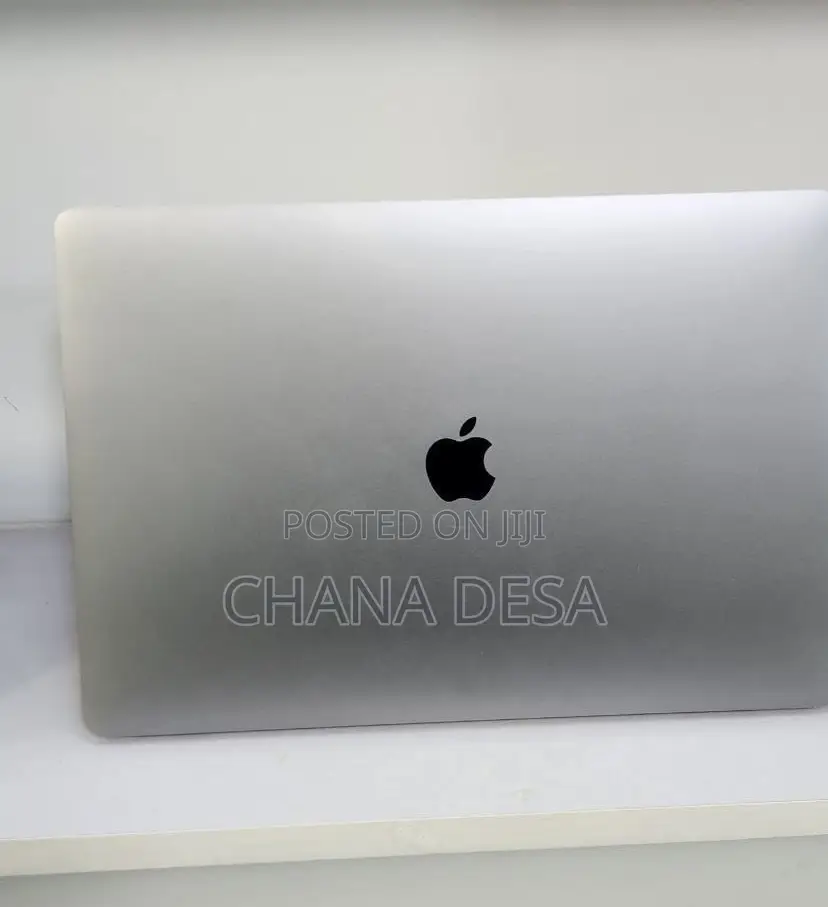 New Laptop Apple MacBook Pro 2018 32GB Intel Core i9 SSD 512GB