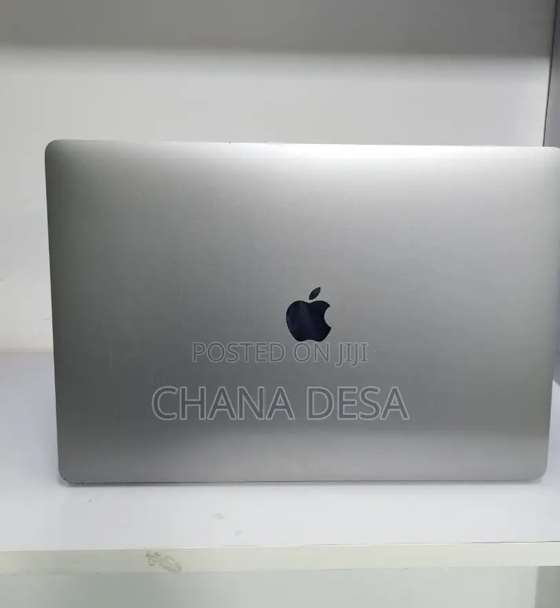 New Laptop Apple MacBook Pro 2018 32GB Intel Core i9 SSD 512GB