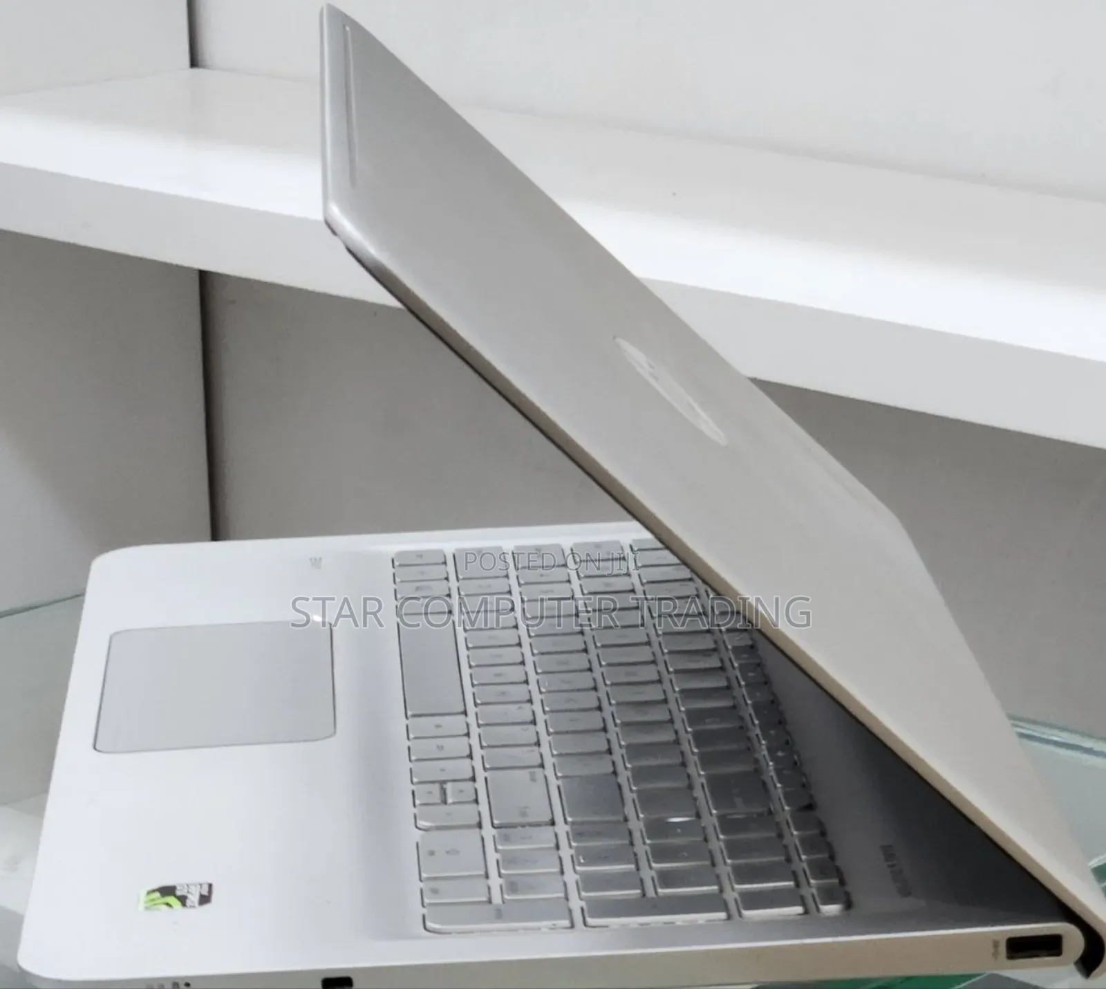 New Laptop HP Envy 15 12GB Intel Core i5 HDD+SSD 1T