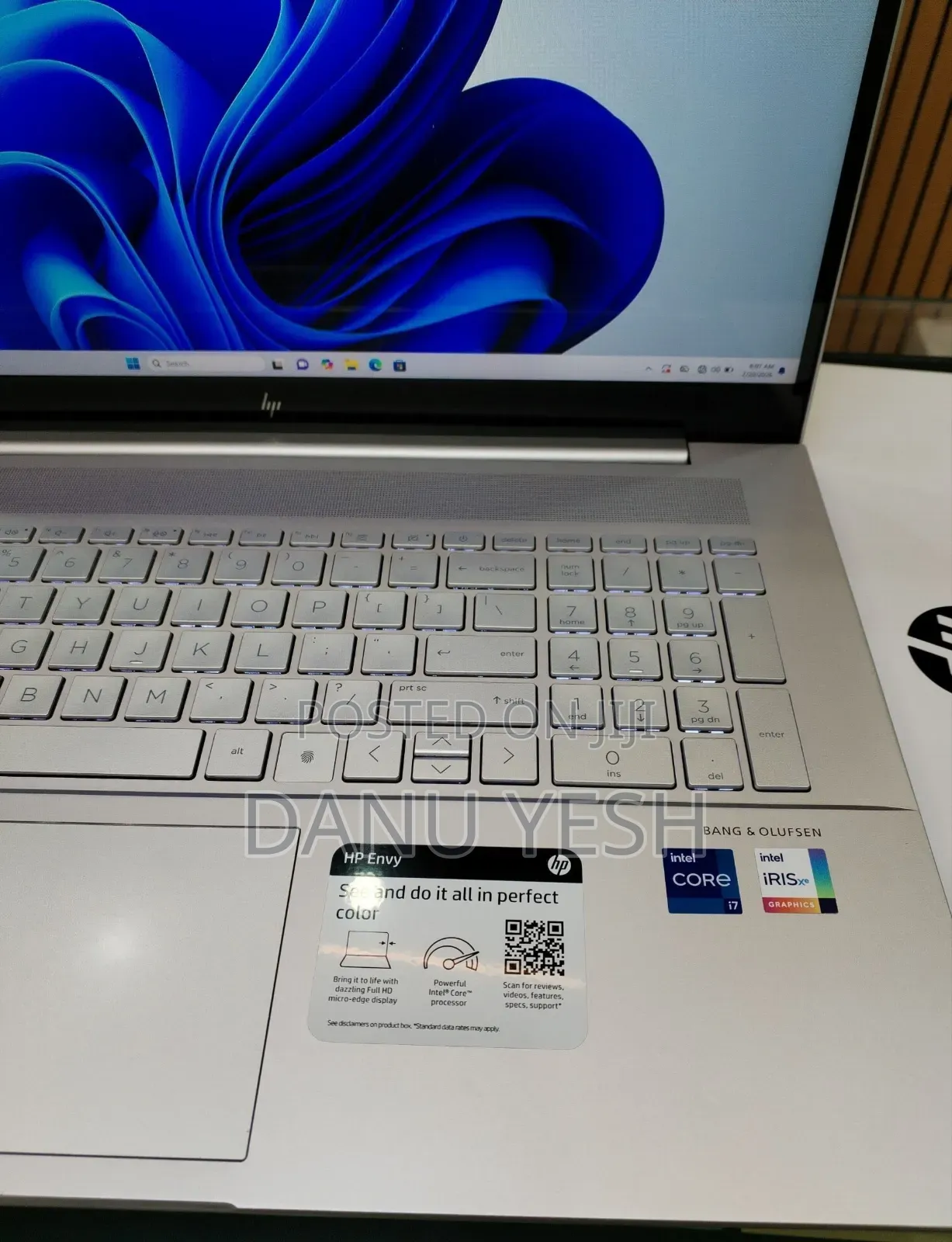 New Laptop HP Envy 17 12GB Intel Core i7 SSD 512GB