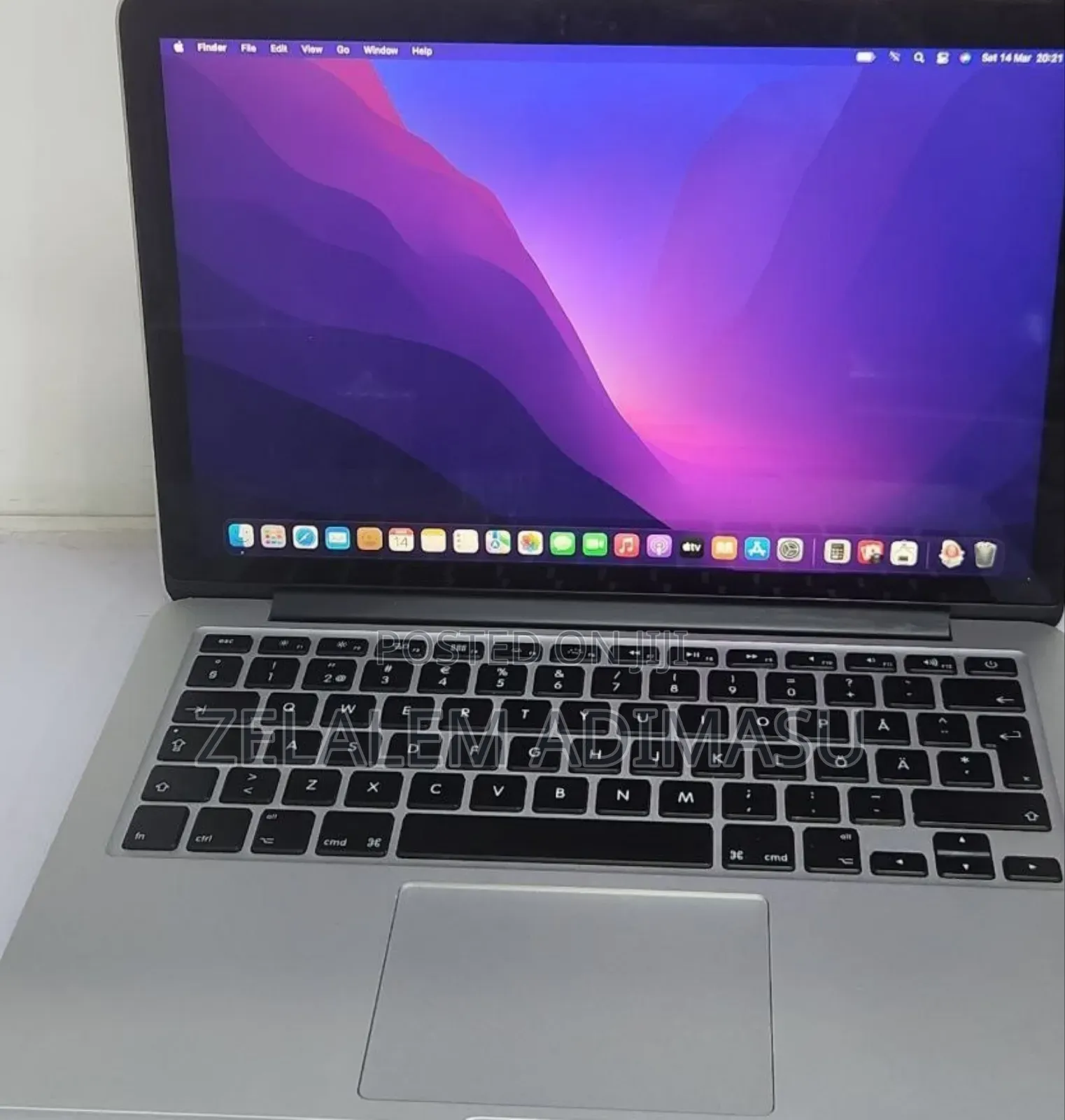 New Laptop Apple MacBook Pro 2015 16GB Intel Core i7 SSD 512GB