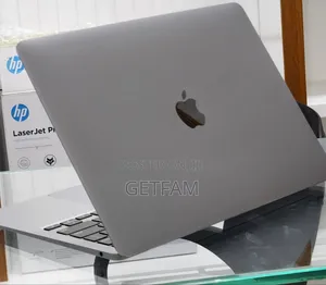 New Laptop Apple MacBook Air 2020 M1 16GB Intel Core i3 SSD 256GB