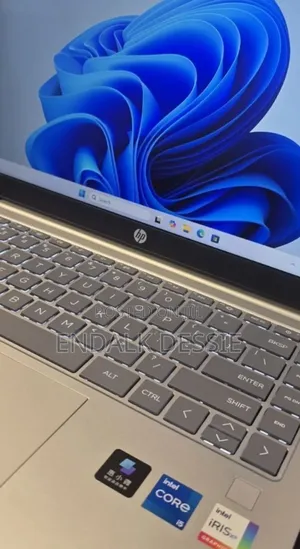 New Laptop HP 16GB Intel Core i5 SSD 512GB