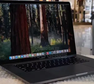 New Laptop Apple MacBook Pro 2019 16GB Intel Core i7 SSD 512GB