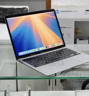 New Laptop Apple MacBook Air 2020 8GB Intel Core i3 SSD 256GB