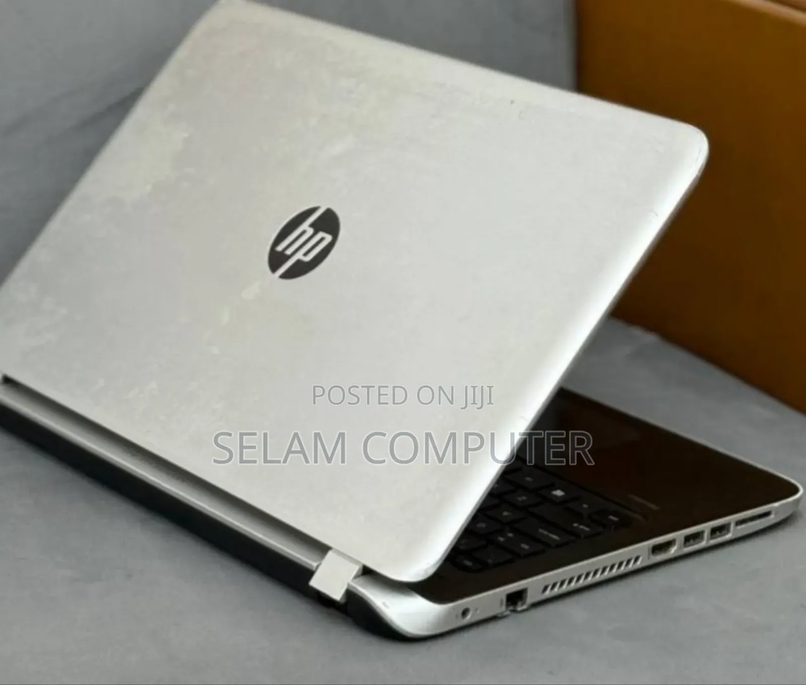 New Laptop HP Pavilion 14 8GB Intel Core i5 HDD 1T