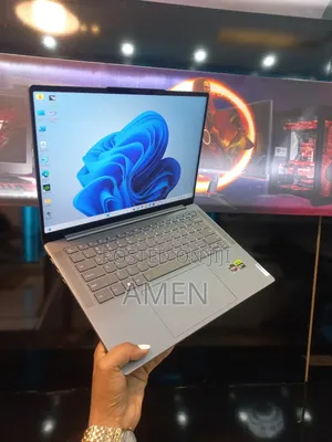 New Laptop Lenovo 16GB AMD Ryzen 7 SSD 512GB
