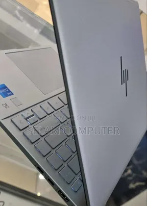 New Laptop HP Pavilion 14 16GB Intel Core i5 SSD 1T