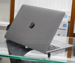New Laptop Apple MacBook Air 2020 8GB Intel Core i3 SSD 256GB