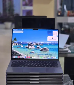New Laptop Apple MacBook Pro M1 32GB Apple M1 Pro SSD 512GB