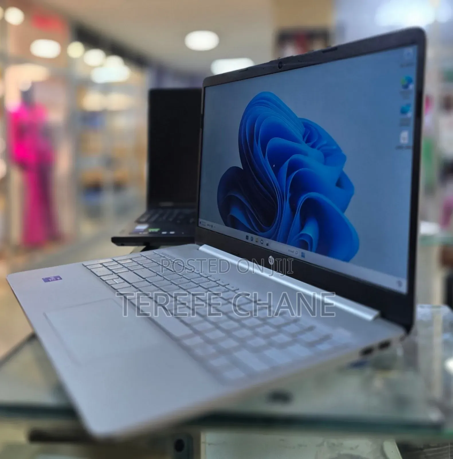 New Laptop HP Stream Notebook 8GB Intel Core i7 SSD 512GB