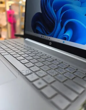 New Laptop HP Stream Notebook 8GB Intel Core i7 SSD 512GB