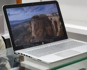 New Laptop HP Envy x360 12GB Intel Core i5 SSD 512GB