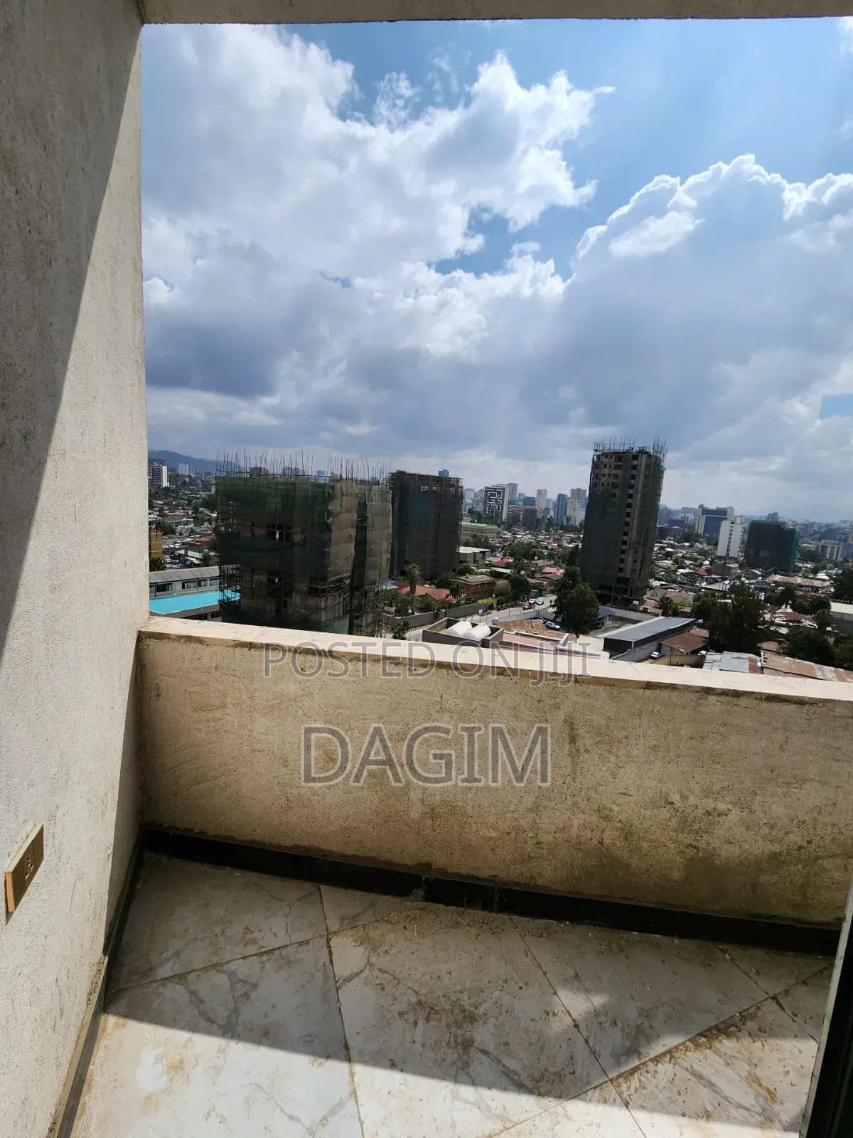 2bdrm Apartment in Lideta for sale