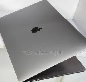 New Laptop Apple MacBook Pro M1 16GB Intel Core i5 SSD 512GB