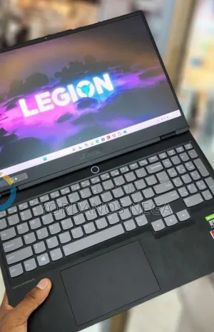 New Laptop Lenovo Legion 7 16GB AMD Ryzen 9 SSD 512GB