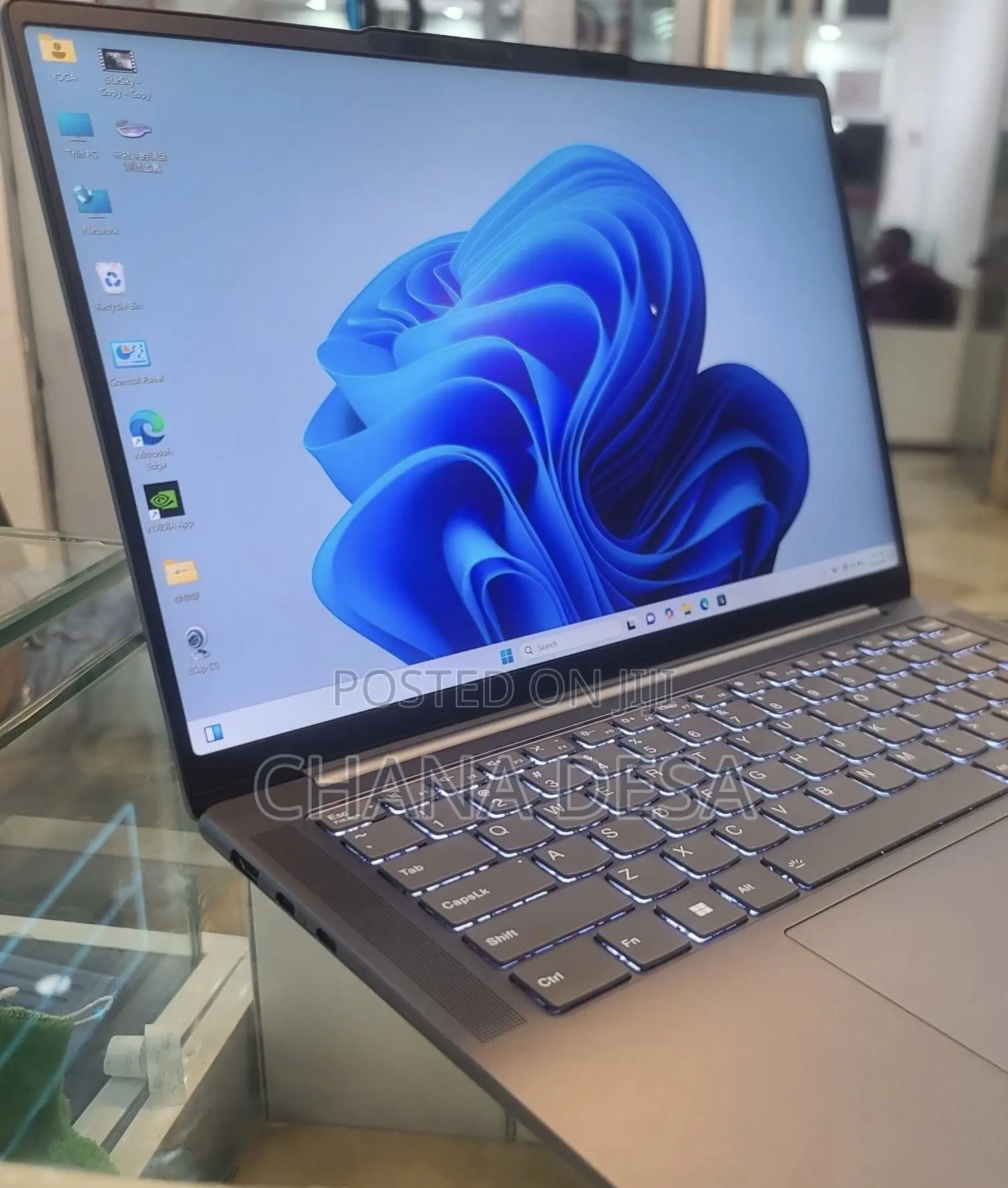 New Laptop Lenovo 16GB AMD Ryzen 7 SSD 512GB