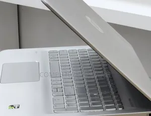 New Laptop HP Envy 15t 12GB Intel Core i5 SSD 128GB