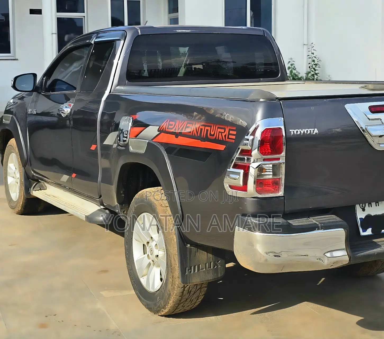 Toyota Hilux 2020 Gray