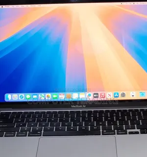 New Laptop Apple MacBook Air 2020 8GB Intel Core i3 SSD 256GB