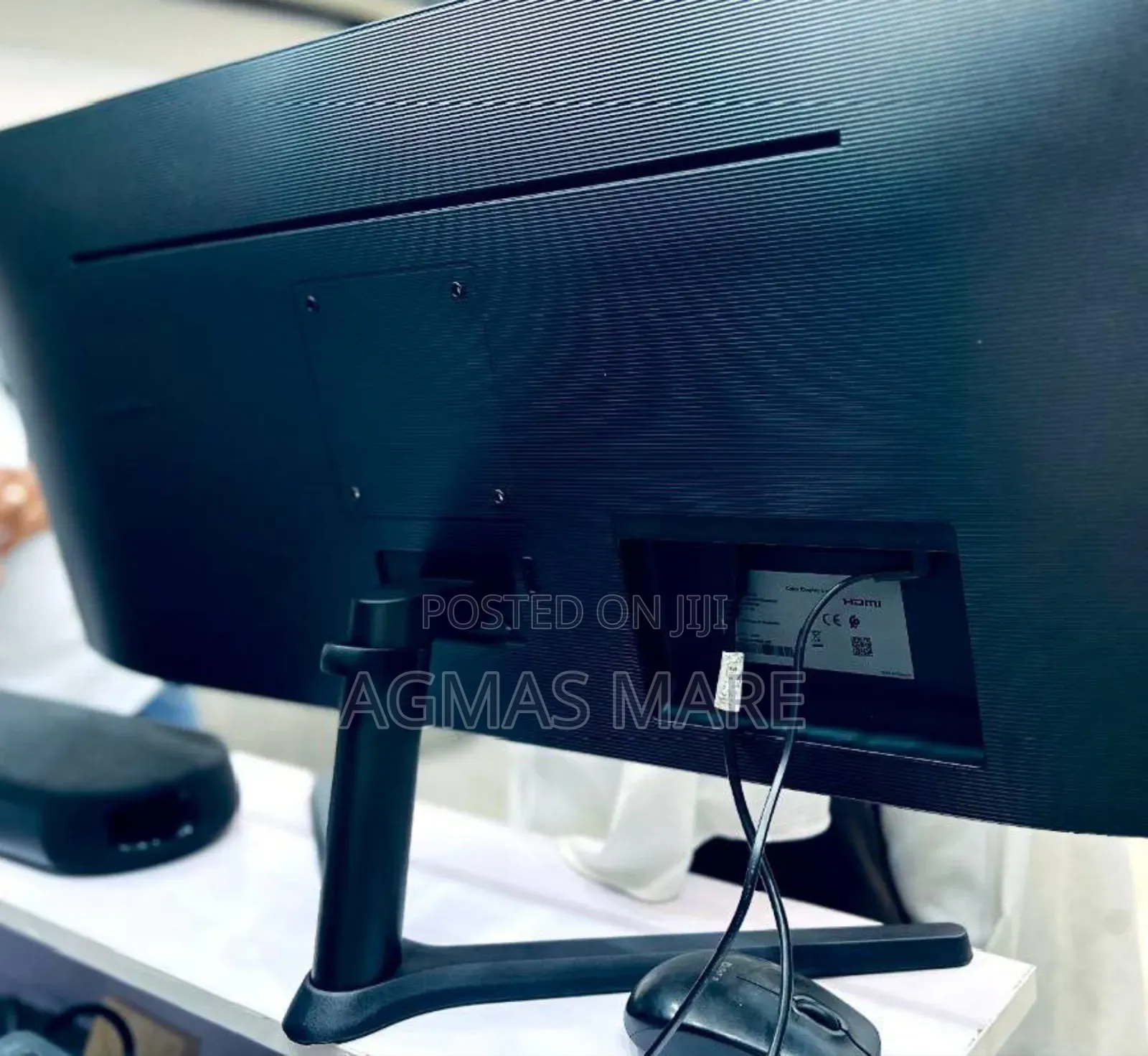 Samsung 32” Curved Monitor – Immersive Stylish Displ