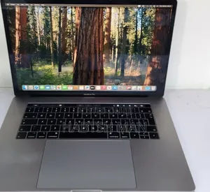 New Laptop Apple MacBook Pro 2018 32GB Intel Core i9 SSD 512GB