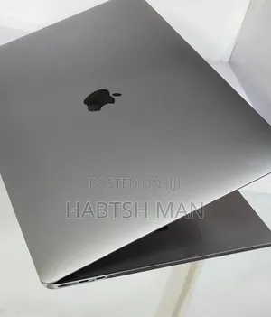 New Laptop Apple MacBook Pro 2018 32GB Intel Core i9 SSD 512GB