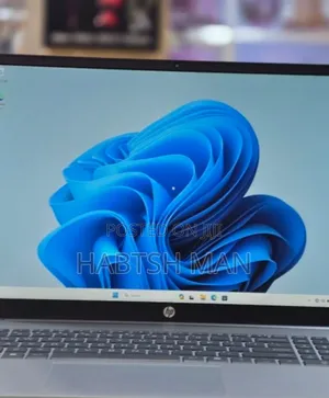 New Laptop HP Pavilion 15-cs3063cl 16GB Intel Core 5 SSD 512GB