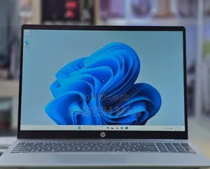 New Laptop HP Pavilion 15-cs3063cl 16GB Intel Core 5 SSD 512GB