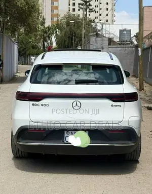 Mercedes-Benz EQC EQC400 4MATIC 2022 White
