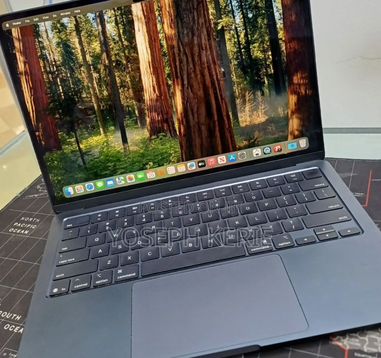 New Laptop Apple MacBook Air 2025 M4 13-inch 16GB Apple M4 SSD 256GB