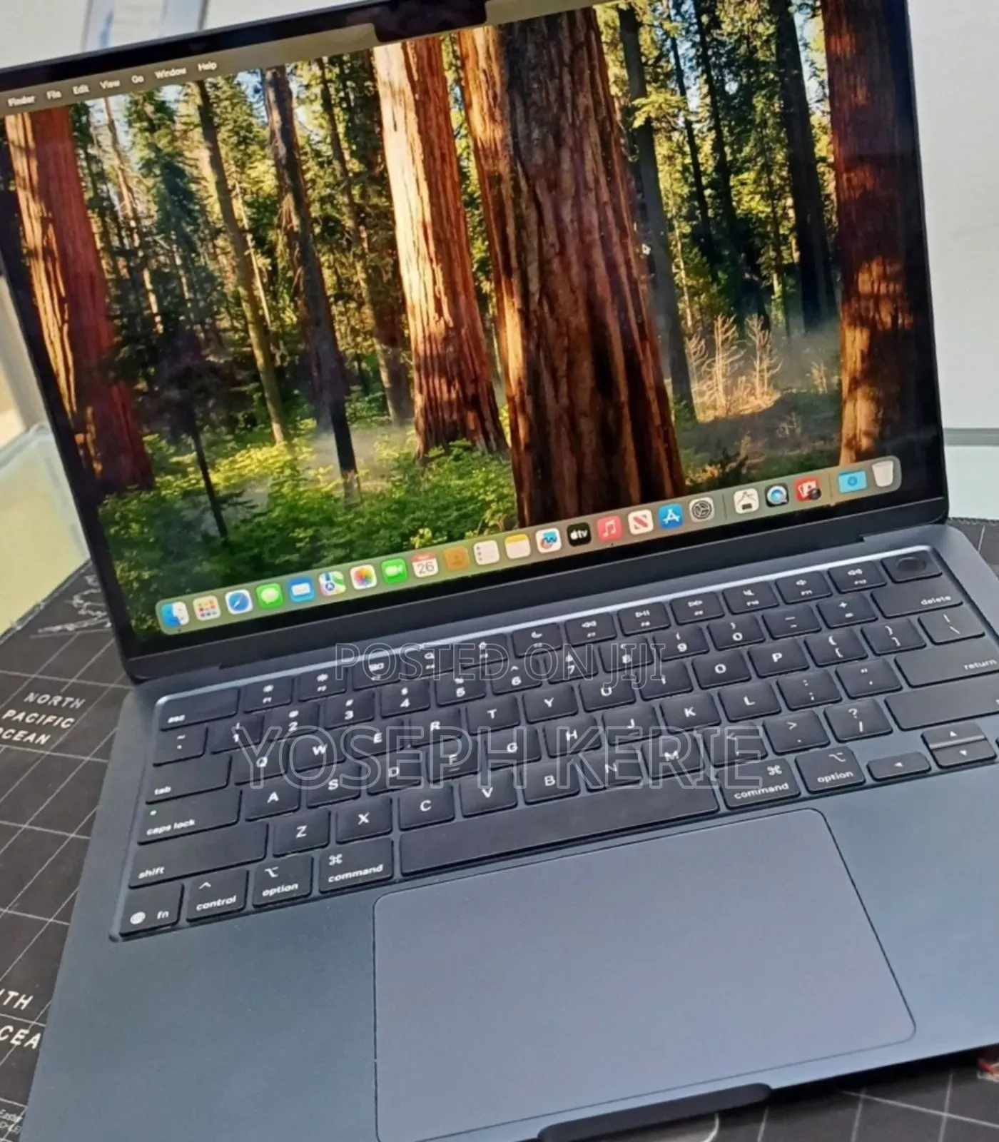 New Laptop Apple MacBook Air 2025 M4 13-inch 16GB Apple M4 SSD 256GB