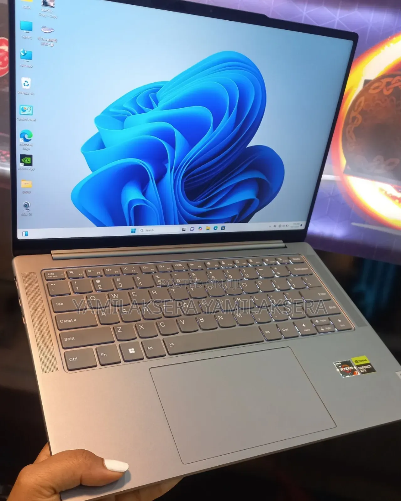 New Laptop Lenovo Legion Pro 7 16GB AMD Ryzen 7 SSD 1T