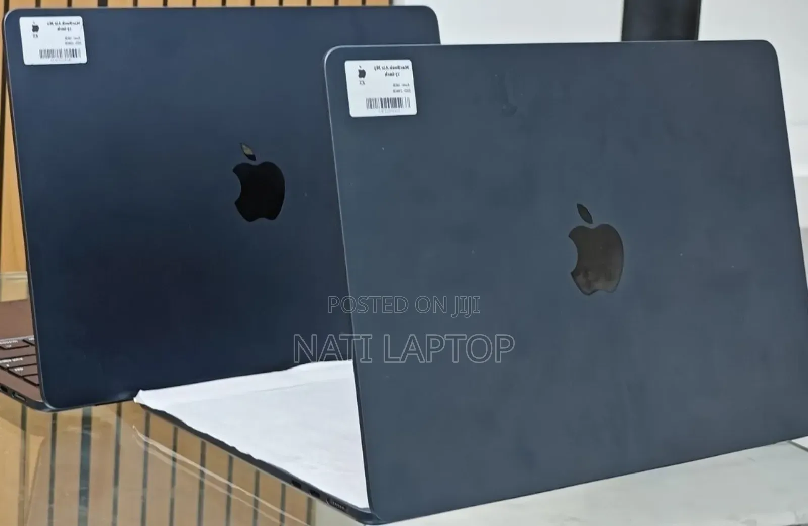 New Laptop Apple MacBook Air 2025 M4 13-inch 16GB Apple M4 SSD 256GB